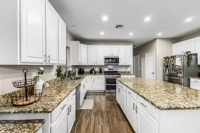 40729 W Novak Lane, Maricopa, AZ 85138 - Photo 18