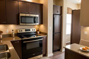 2725 E Mine Creek Rd, Phoenix, AZ 85024 - Photo 1