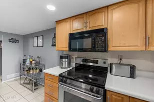 2355 W Voltaire Ave, Phoenix, AZ 85029 - Photo 8