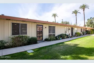 8241 N Central Avenue #13, Phoenix, AZ 85020 - Photo 1