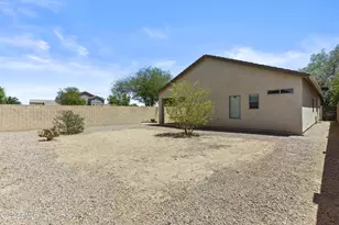 36872 W Mondragone Ln, Maricopa, AZ 85138 - Photo 30