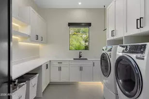 7540 N Lakeside Ln, Paradise Valley, AZ 85253 - Photo 54