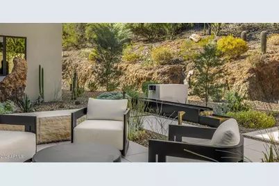 7540 N Lakeside Lane, Paradise Valley, AZ 85253 - Photo 10