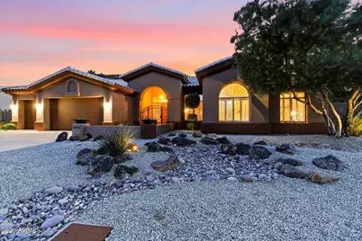 5565 W Pinnacle Hill Drive W, Glendale, AZ 85310 - Photo 4