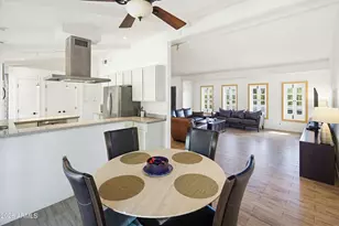 4030 E Stanford Dr, Phoenix, AZ 85018 - Photo 8