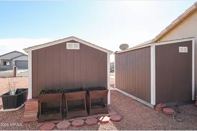 14980 S Capistrano Road, Arizona City, AZ 85123 - Photo 36