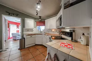 3901 E Pinnacle Peak Rd, Phoenix, AZ 85050 - Photo 12