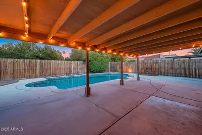 720 E Broadway Lane, Tempe, AZ 85282 - Photo 22