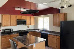 2512 E Larkspur Dr, Phoenix, AZ 85032 - Photo 4