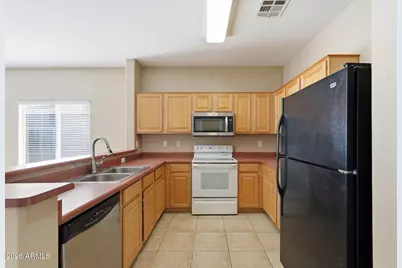 310 E Mountain View Road, San Tan Valley, AZ 85143 - Photo 6