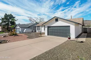 11016 N 15th St, Phoenix, AZ 85020 - Photo 2