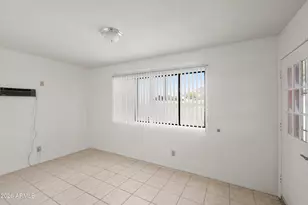 11016 N 15th St, Phoenix, AZ 85020 - Photo 14