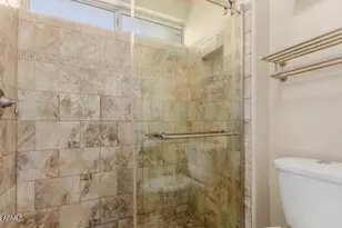 1633 E Lakeside Dr, Gilbert, AZ 85234 - Photo 12