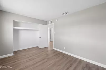 8050 W Weldon Avenue, Phoenix, AZ 85033 - Photo 14