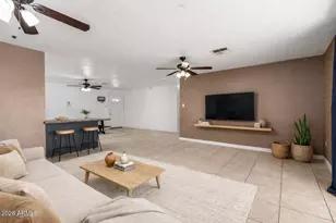 3049 N 53rd Dr, Phoenix, AZ 85031 - Photo 2