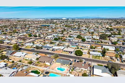 8819 W Glenrosa Avenue, Phoenix, AZ 85037 - Photo 28