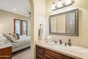 9328 N 68th Pl, Paradise Valley, AZ 85253 - Photo 54