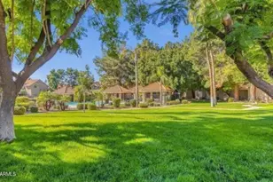 1633 E Lakeside Dr, Gilbert, AZ 85234 - Photo 1