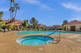 1633 E Lakeside Dr, Gilbert, AZ 85234 - Photo 2