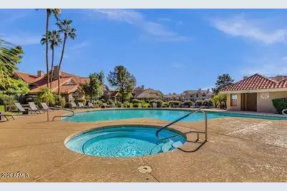 1633 E Lakeside Drive #Unit 106, Gilbert, AZ 85234 - Photo 2
