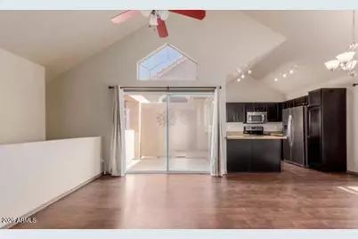 1633 E Lakeside Drive #Unit 106, Gilbert, AZ 85234 - Photo 4