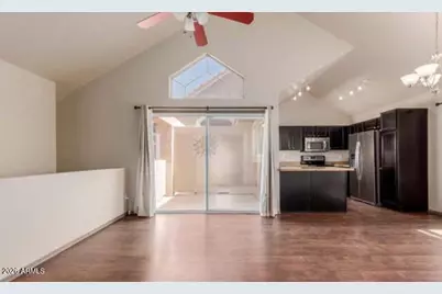 1633 E Lakeside Drive #Unit 106, Gilbert, AZ 85234 - Photo 4