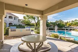 10401 N 52nd St, Paradise Valley, AZ 85253 - Photo 12