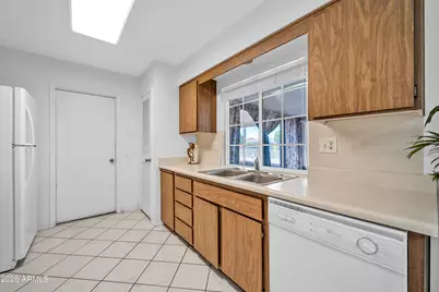 16828 N 108th Avenue, Sun City, AZ 85351 - Photo 2