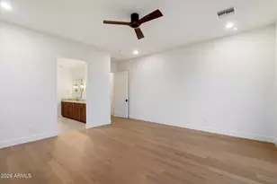 2991 W Desert Hills Dr, Phoenix, AZ 85086 - Photo 18