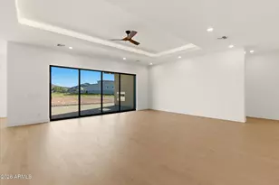 2991 W Desert Hills Dr, Phoenix, AZ 85086 - Photo 10