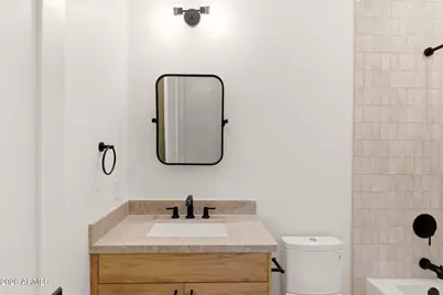 2991 W Desert Hills Drive #2, Phoenix, AZ 85086 - Photo 32