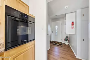 11601 N Hacienda Dr, Sun City, AZ 85351 - Photo 8