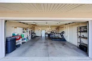 11601 N Hacienda Dr, Sun City, AZ 85351 - Photo 32