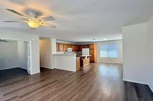 42291 W Desert Fairways Dr, Maricopa, AZ 85138 - Photo 2