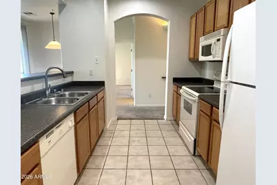 955 E Knox Road #216, Chandler, AZ 85225 - Photo 8