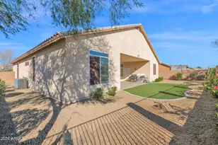 907 E Gary Ln, Phoenix, AZ 85042 - Photo 22