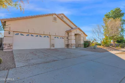 907 E Gary Lane, Phoenix, AZ 85042 - Photo 24