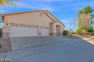 907 E Gary Ln, Phoenix, AZ 85042 - Photo 24