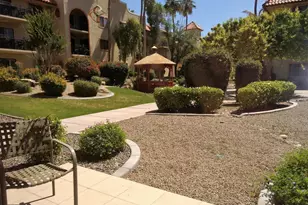 10330 W Thunderbird Blvd, Sun City, AZ 85351 - Photo 2