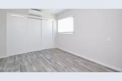 44 E Roanoke Avenue #Apt 8, Phoenix, AZ 85004 - Photo 8