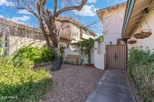 9233 S 45th Pl, Phoenix, AZ 85044 - Photo 2