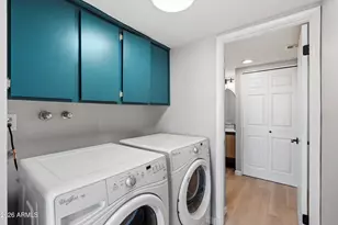 8206 E Chaparral Rd, Scottsdale, AZ 85250 - Photo 16