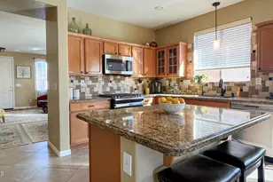 2527 W Warren Dr, Anthem, AZ 85086 - Photo 10