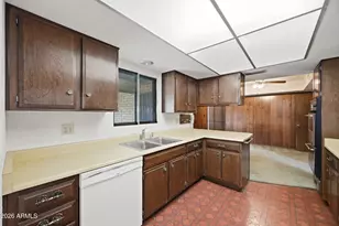 2042 N Center St, Mesa, AZ 85201 - Photo 18