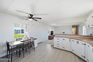 2042 N Center St, Mesa, AZ 85201 - Photo 48