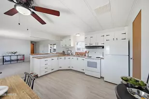 2042 N Center St, Mesa, AZ 85201 - Photo 46