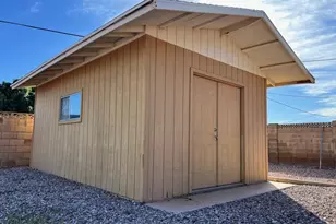 551 W Gail Dr, Chandler, AZ 85225 - Photo 36