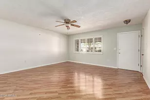 10329 W Floriade Dr, Sun City, AZ 85351 - Photo 6