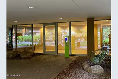 7157 E Rancho Vista Drive #1004, Scottsdale, AZ 85251 - Photo 2