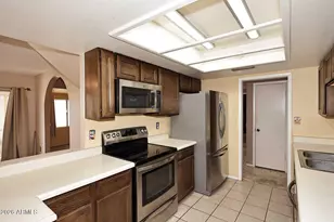 5252 W Purdue Ave W, Glendale, AZ 85302 - Photo 14